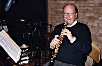Carlo Romano mit Oboe / EIN SCHÖNER TAG © 2005 Lanapul Film